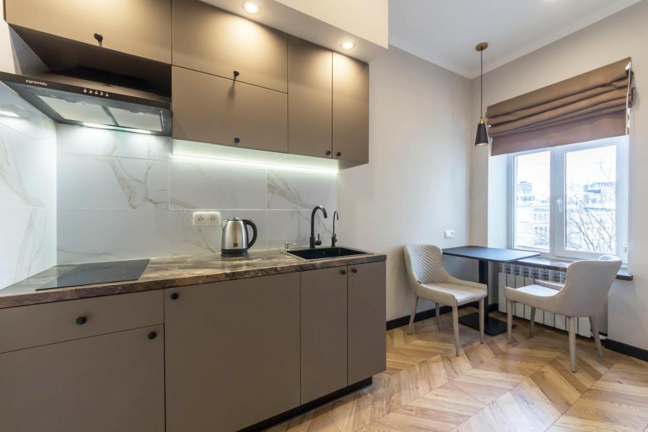 Design Apartment On Mykhailivskyi Ln. 4 Киев Экстерьер фото