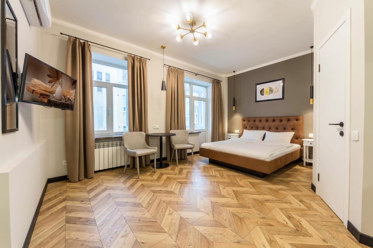 Design Apartment On Mykhailivskyi Ln. 4 Киев Экстерьер фото